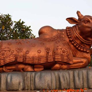 Bhakt Nandi Statue in Mangal Manjusha Wallpaper Mural