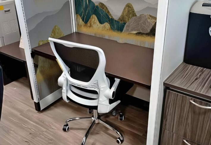 Kintsura, Japanese Kintsugi-Inspired Landscape Mural