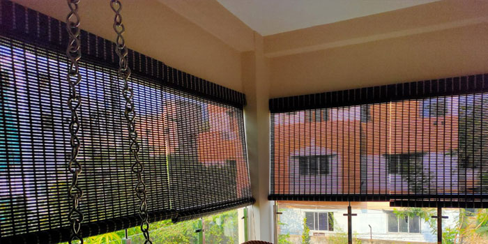 Privacy blinds for balcony