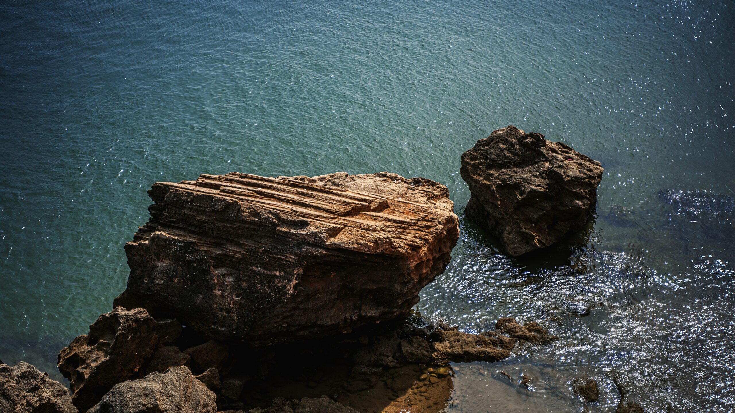 Beautiful,Wallpaper,In,8k,Resolution.,Rocks,From,One,Of,The