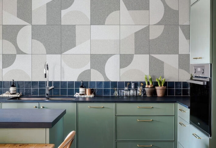 Geomora, Modern Grey Abstract Tile Wallpaper