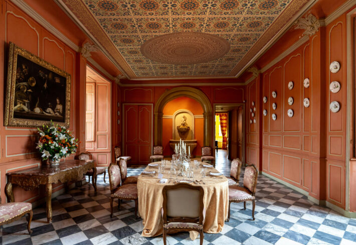 Heritance, Elaborate Traditional Symmetry Ceiling Design Mural mockup