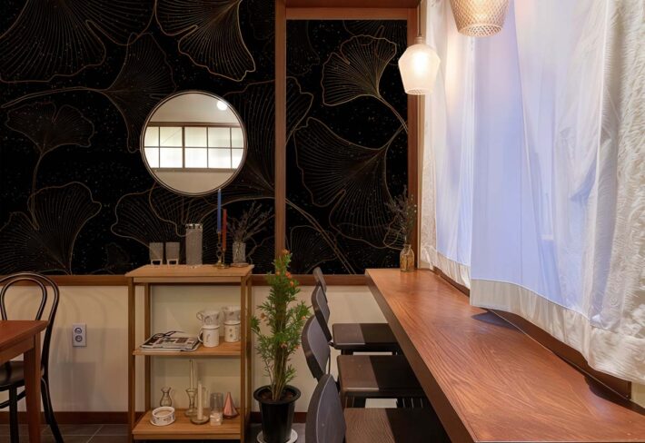 Nyra, Gold-lined Ginkgo Leaves Shimmer Wallpaper Mural mockup
