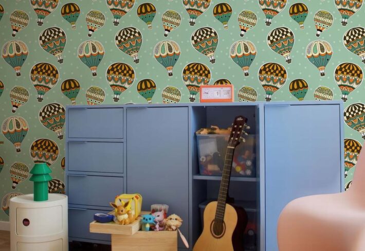 Lunabelle, Vintage Voyage Wallpaper mockup