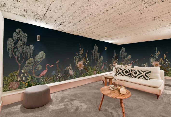 Tropique Muse, Midnight Blue Wallpaper Mural mockup
