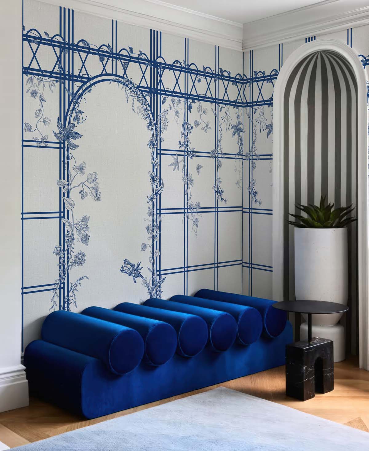 Trellis Reverie, Delft Blue Arch Wallpaper Mural mockup